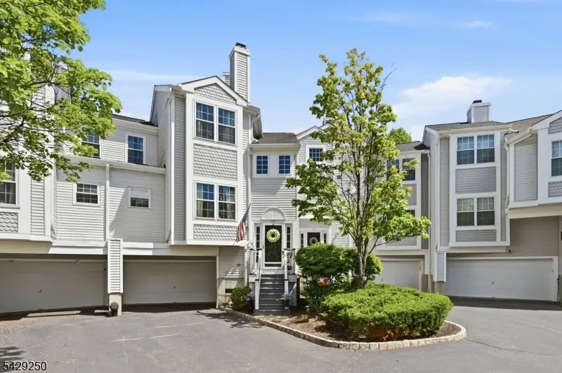 2009 Vermont Ter, Whippany, NJ 07981 - #1