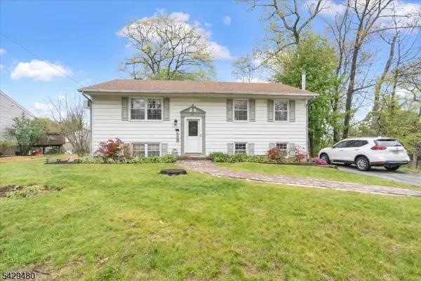 39 Post Brook Rd, West Milford Twp., NJ 07480