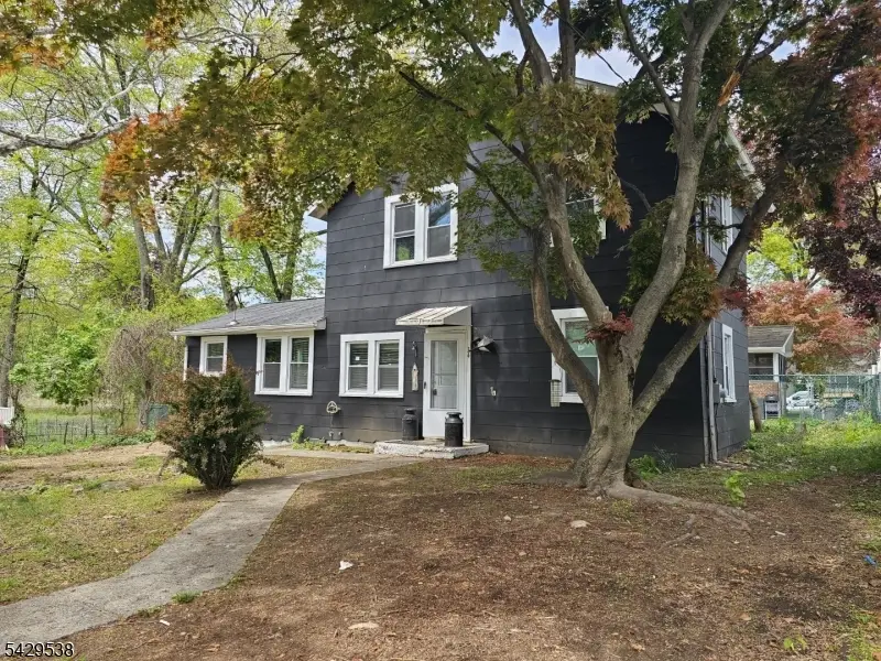 34 Walnut Ave, Pompton Lakes, NJ 07442 - #2