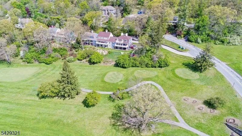 2 Eaglet Gln, Allamuchy, NJ 07840 - #3