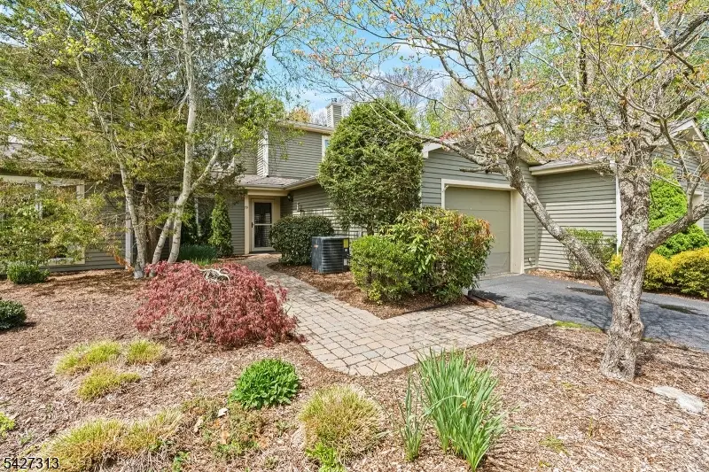 79 Old Fourth Dr, Oak Ridge, NJ 07438 - #1