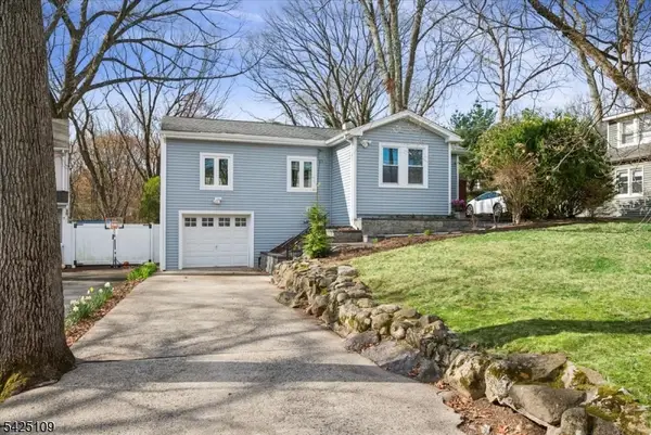 11 Oakdale Rd, Parsippany-Troy Hills Twp., NJ 07834