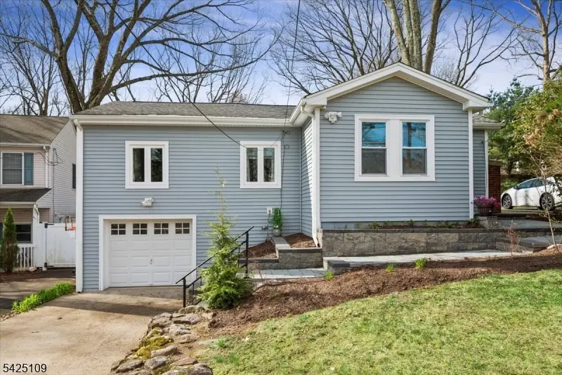 11 Oakdale Rd, Rainbow Lakes, NJ 07834 - #2