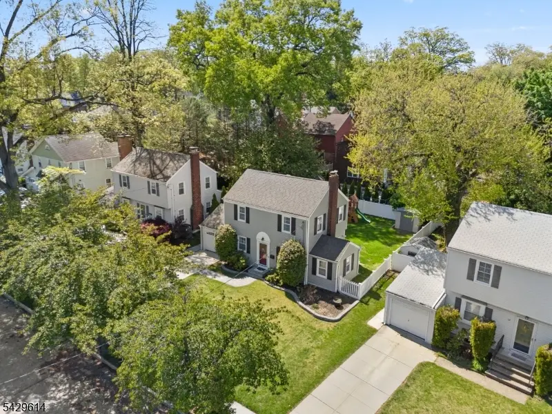 36 Burlington Rd, Clifton, NJ 07012 - #2