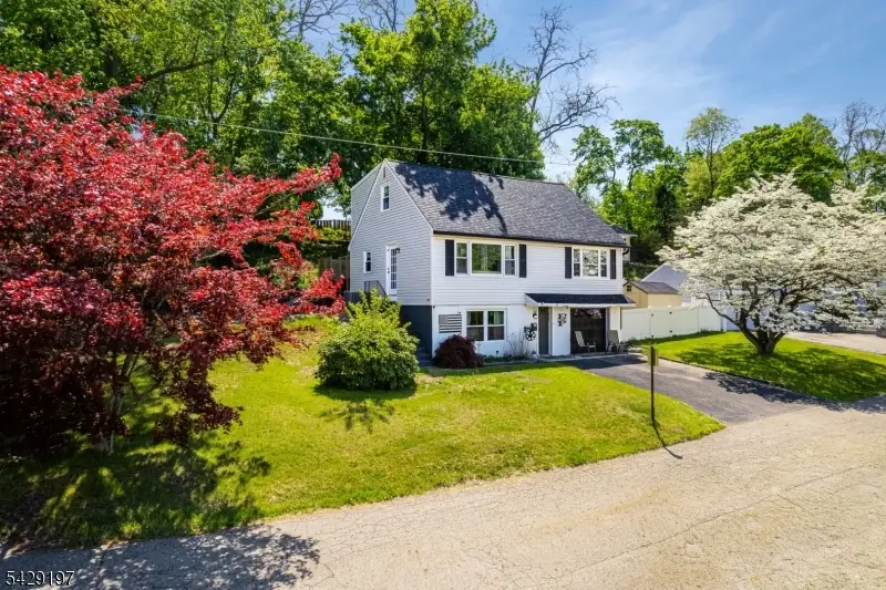 12 Cook St, Butler, NJ 07405 - #1