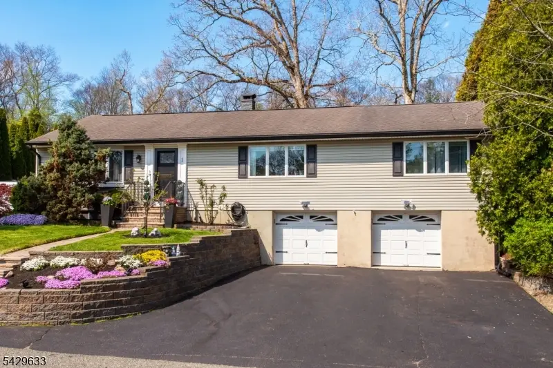 1 Circle Blvd, Newfoundland, NJ 07435 - #2