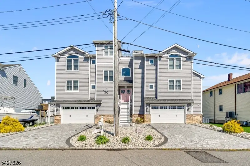 6 Capstan Rd, Ocean, NJ 08758 - #2