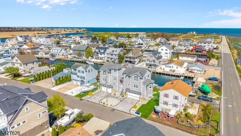 6 Capstan Rd, Ocean, NJ 08758 - #3