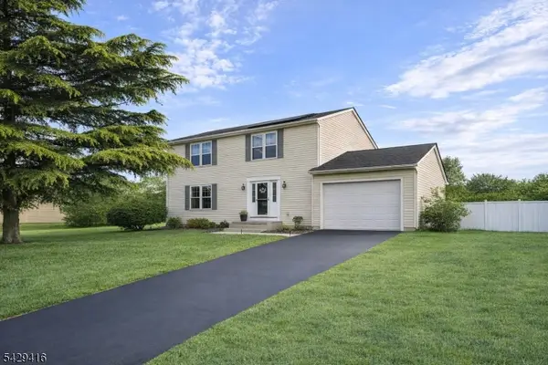 40 Jefferson Dr, Piscataway Twp., NJ 08854