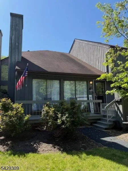 257 2A Gemini Dr #2A, Hillsborough Twp., NJ 08844