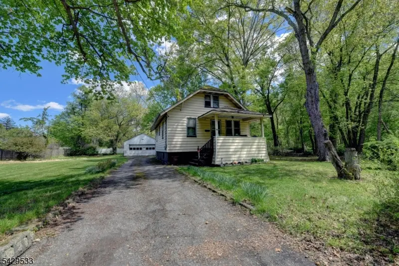 86 Greenwood Ave, Pequannock, NJ 07440 - #2
