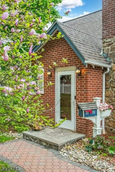 372 E Shore Trl, Lake Mohawk, NJ 07871 - #2