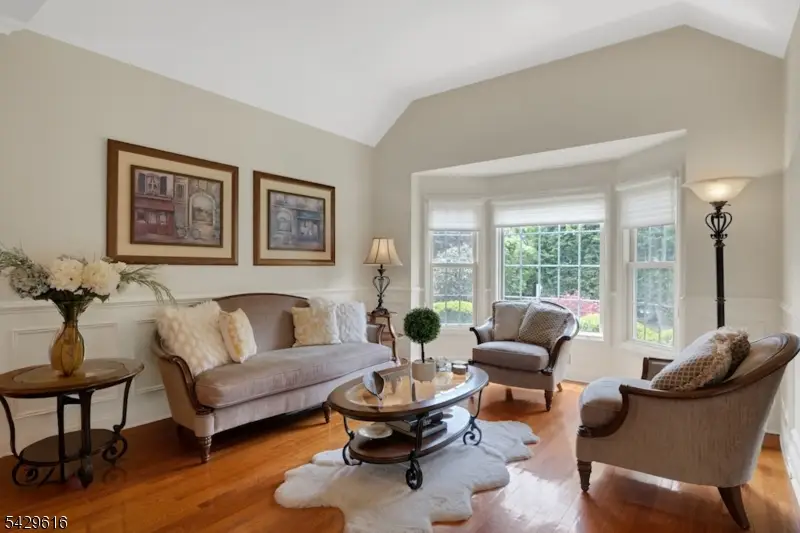 22 Mount Airy Rd, Bernardsville, NJ 07924 - #3