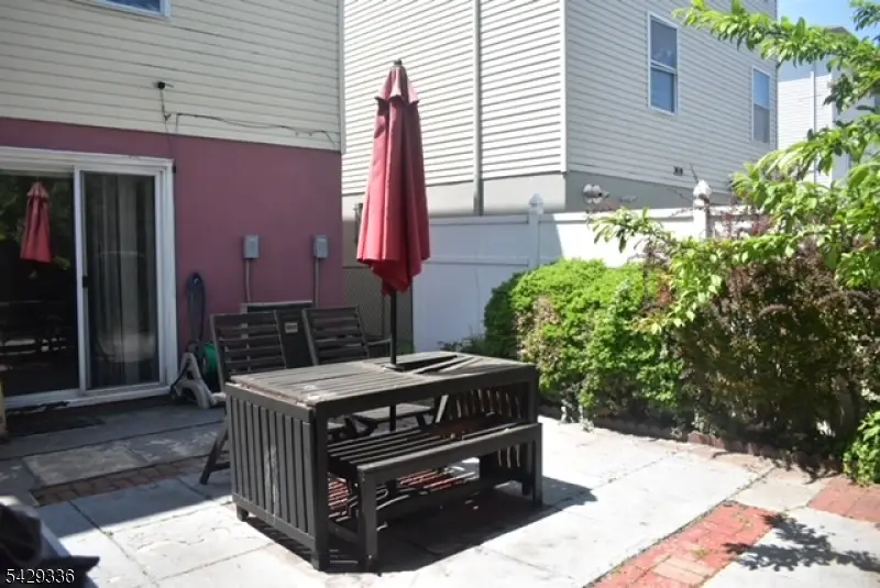 511 Broadway, Elizabeth, NJ 07206 - #3