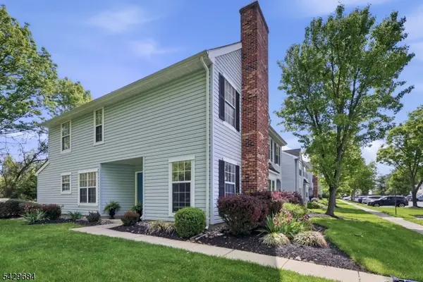 601 Lindsley Ct, Burlington Twp., NJ 08016