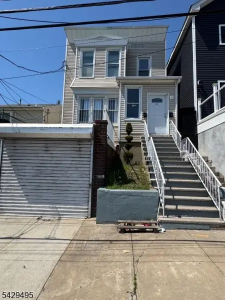 45 Ogden St, Newark, NJ 07104 - #1