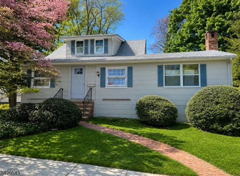 12 Elmwood Ter, West Caldwell, NJ 07006 - #2