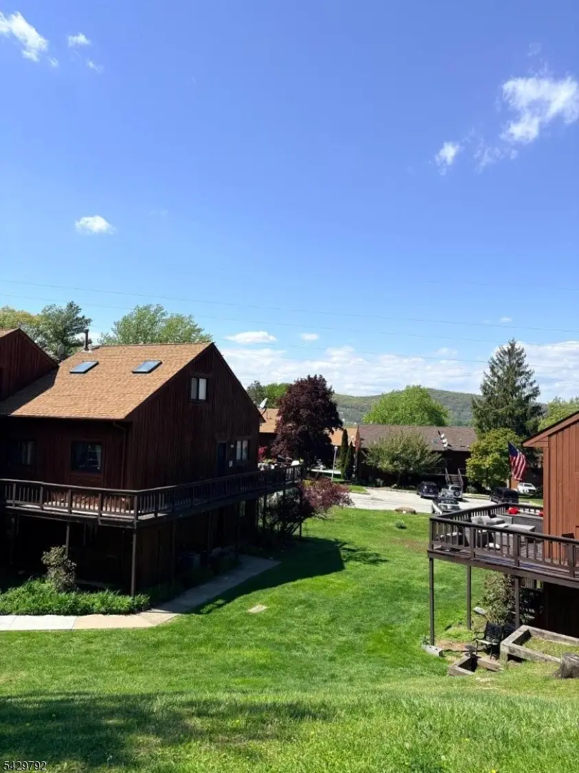 2 Jackson Hole #5, Vernon Center, NJ 07462 - #3