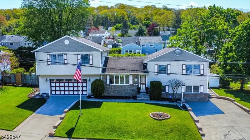 208 Perry St, Dover, NJ 07801 - #1