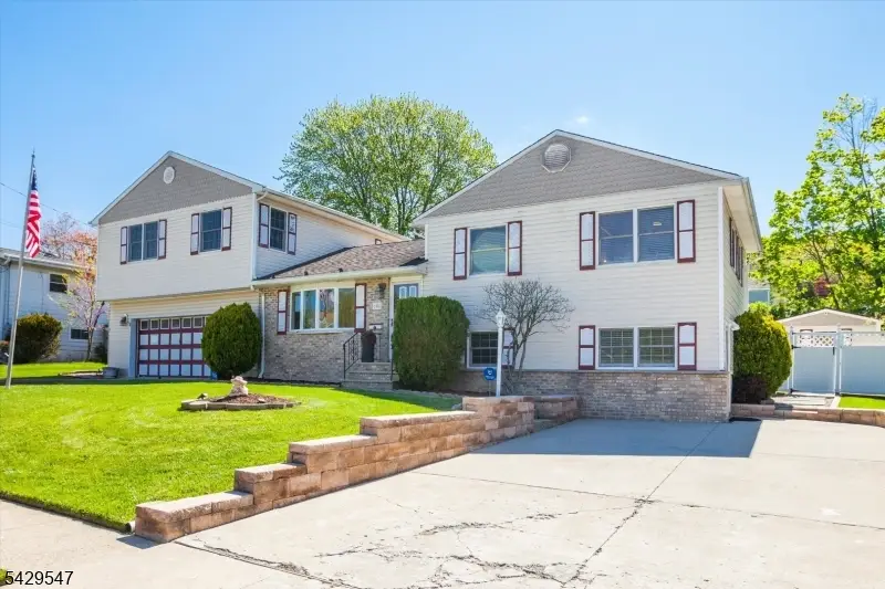 208 Perry St, Dover, NJ 07801 - #2