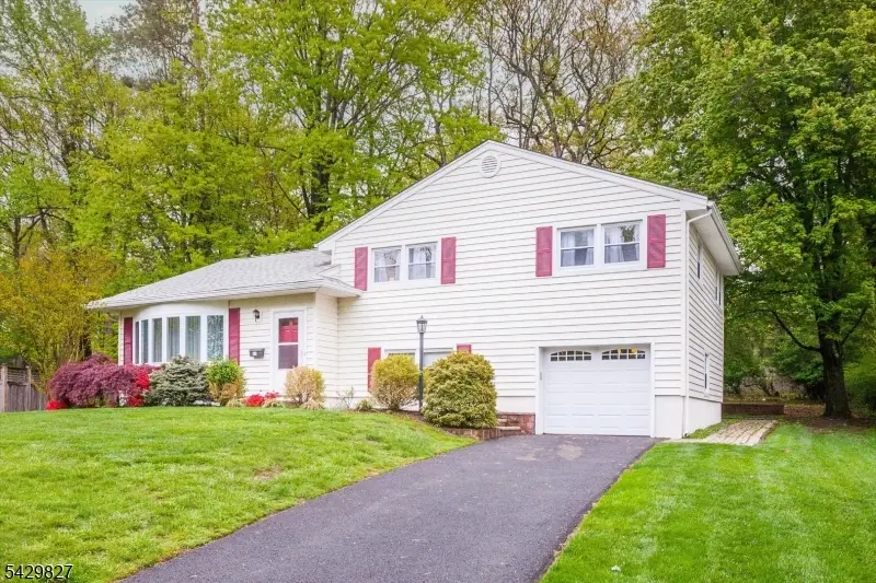10 Ridge Way, Fanwood, NJ 07023 - #3