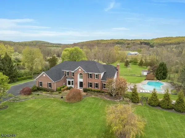 1029 Old Chester, Chester Twp., NJ 07930