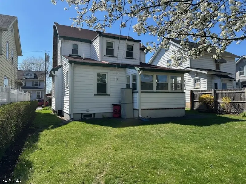 1075 Thomas St, Hillside, NJ 07205 - #2
