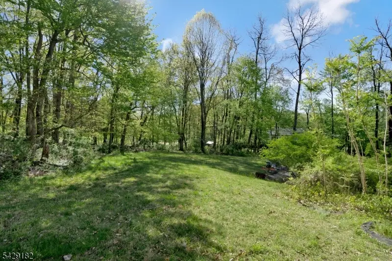 104 Redmont Rd, Watchung, NJ 07069 - #3
