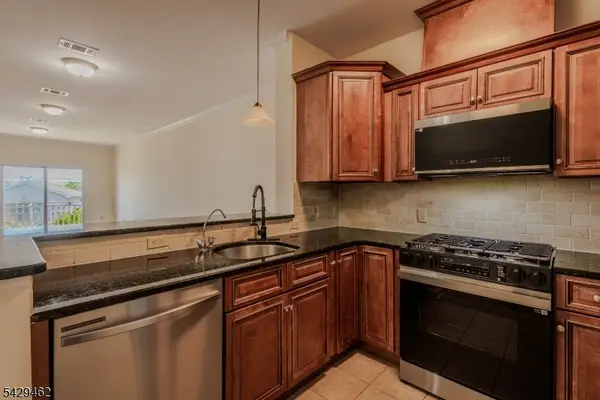 29-31 Freeman St #D-2, Newark City, NJ 07105