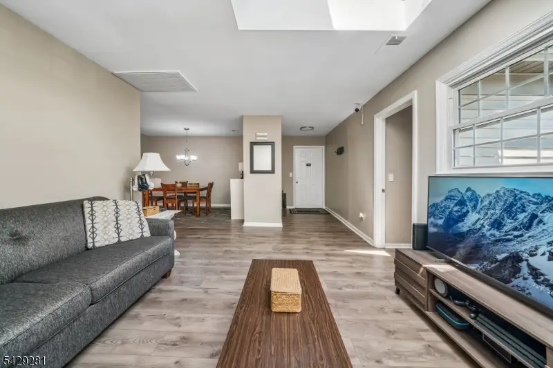 101 Jamestown Rd Ondo, Bernards, NJ 07920 - #3