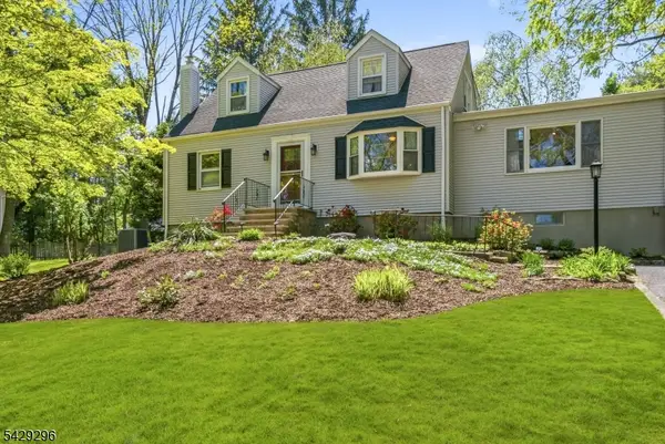 37 Hussa Pl, Denville Twp., NJ 07834