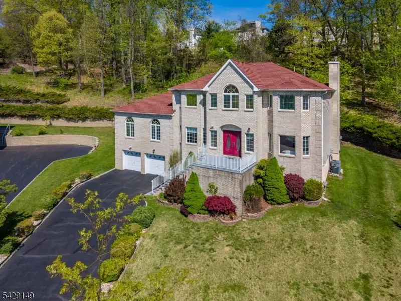 72 Gathering Hill Ct, Parsippany Troy Hills, NJ 07950 - #1