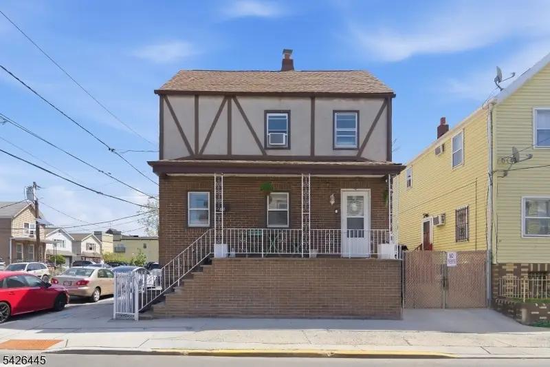 43 Bank St, Elizabeth, NJ 07201 - #1