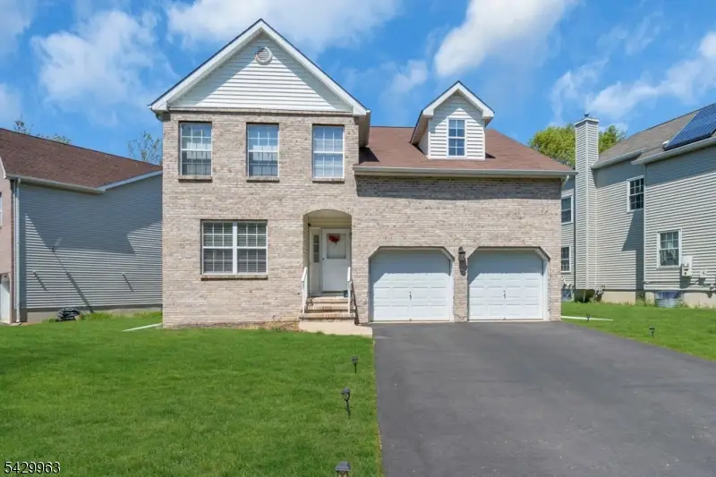 5 Vaccaro Rd, Lawrence, NJ 08648 - #1