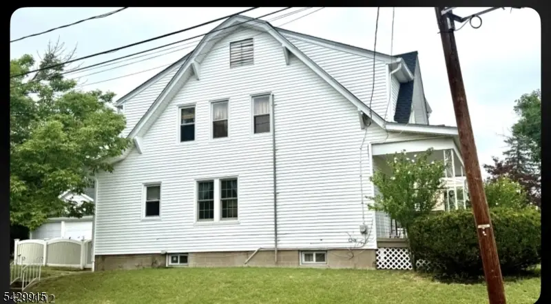 10-01 Berdan Ave, Fair Lawn, NJ 07410 - #2