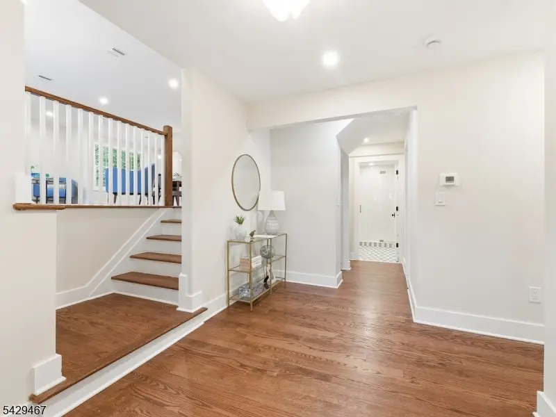 29 Heron Rd, Livingston, NJ 07039 - #3