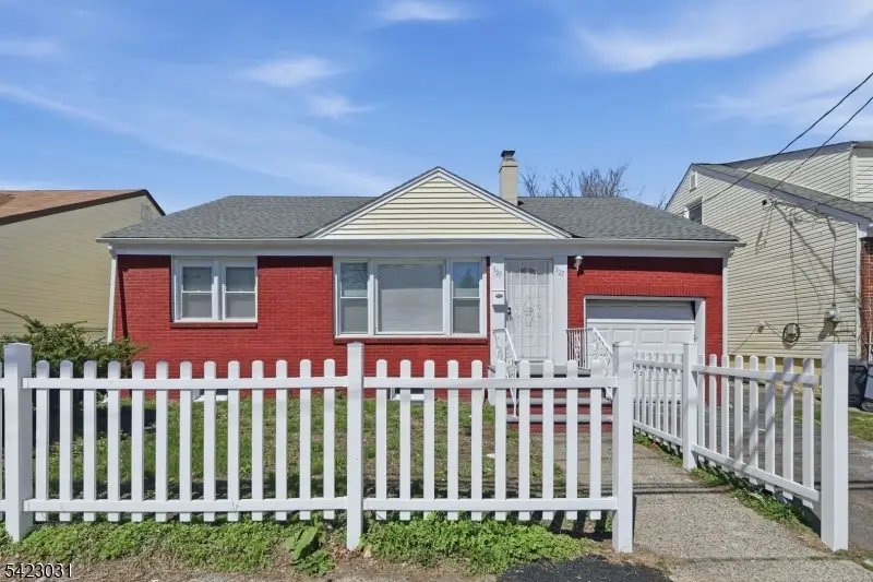 325 Schley St, Newark, NJ 07112 - #3