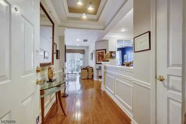 10402 Warrens Way #402, Wanaque Boro, NJ 07465