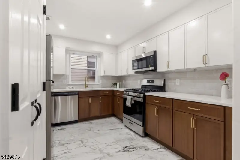 148 N Munn Ave, East Orange, NJ 07017 - #3