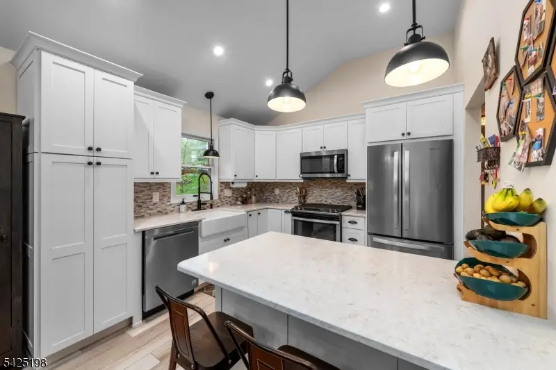 8 Cold Spring Dr, Vernon, NJ 07422 - #3