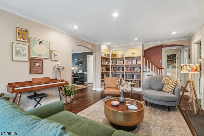 289 Western Dr S., South Orange, NJ 07079 - #2