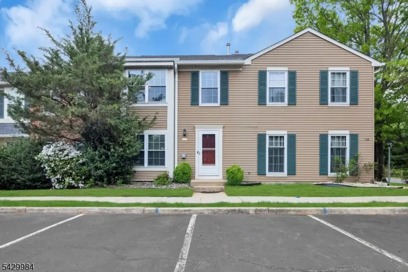 115 Selby Ct, Franklin, NJ 08873 - #1