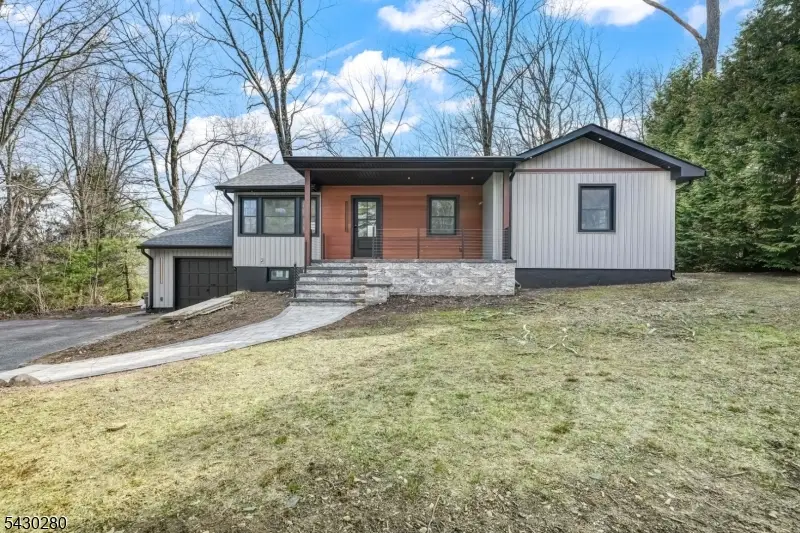 132 Upper High Crest Dr, Macopin, NJ 07480 - #2