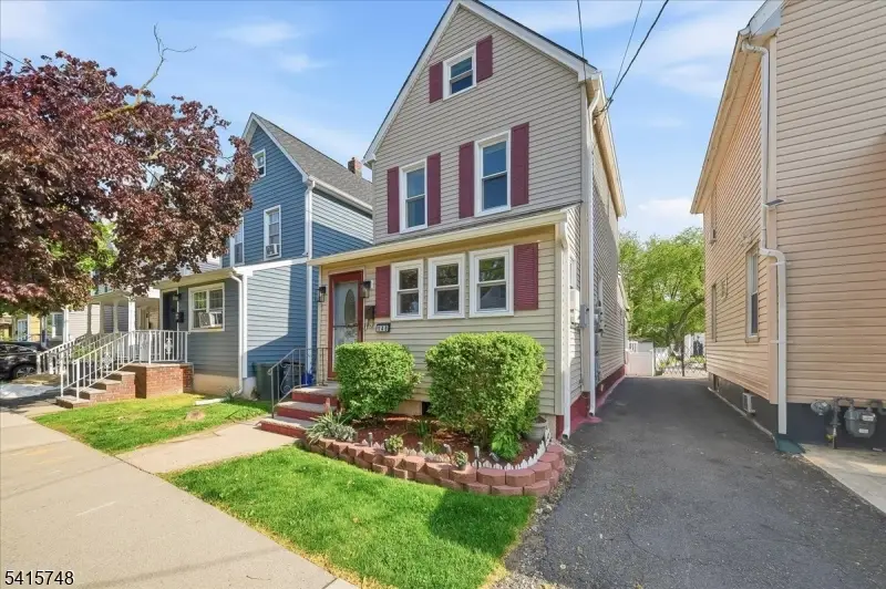 148 Jerome Pl, Bloomfield, NJ 07003 - #3