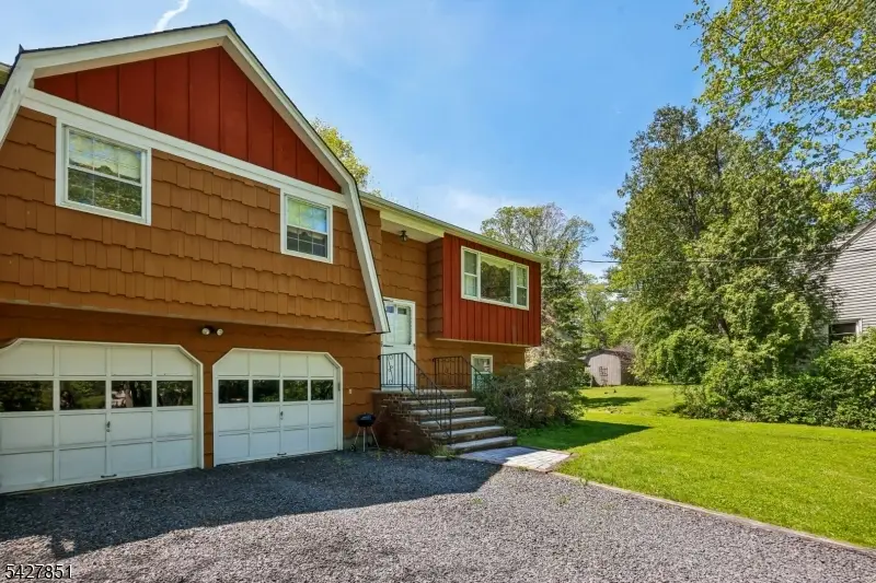 7 Hanover Ave, Warren, NJ 07059 - #2