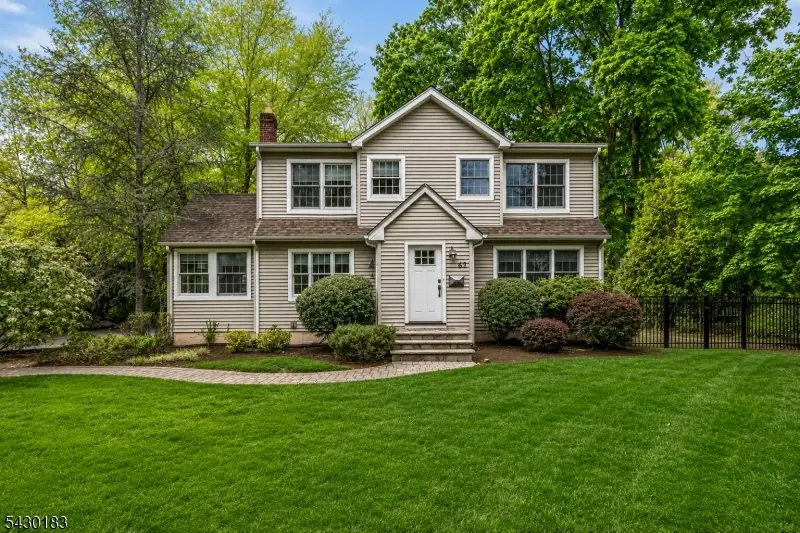 63 Park Ave, Wyckoff, NJ 07481 - #1