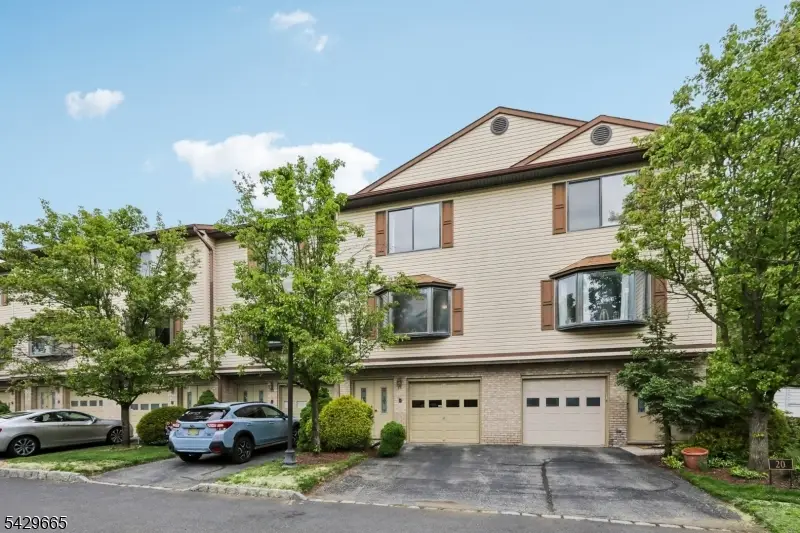 201 Watchung Ave #19, Brookdale, NJ 07003 - #1