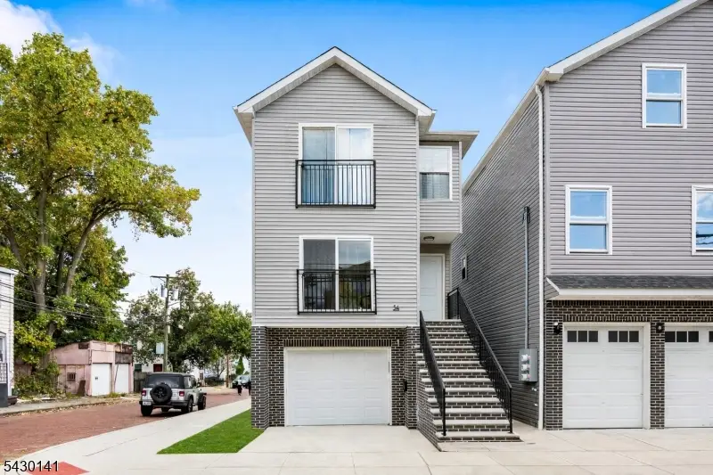 54 Holland St, Newark, NJ 07103 - #1