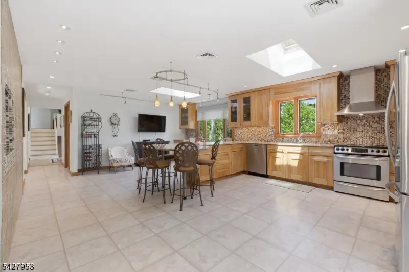 123 Old Clinton Rd, Flemington, NJ 08822 - #3