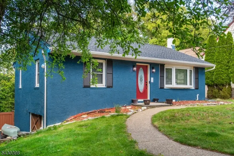 110 Belleview Ave, Butler, NJ 07405 - #1